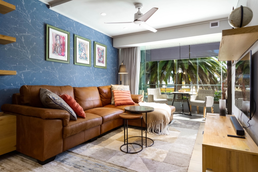 To Let 1 Bedroom Property for Rent in Green Point Western Cape